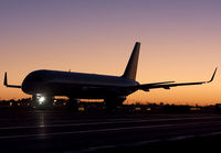 757-200_united_LAX_1109.jpg