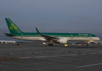 AERLINGUS_757-200_EI-LBR_JFK_0917_JP_small.jpg