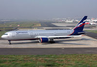 AEROFLOT_767-300_BOM_1107B.jpg