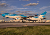 AEROLINEASARGENTINAS_A330-200_LV-FNI_MIA_1218_6_JP_small.jpg