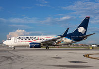 AEROMEXICO_737-700_EI-CTG_MIA_1012G_JP_small.jpg