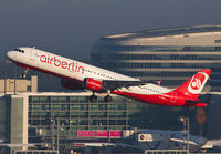 AIRBERLIN_A321_D-ABCI_FRA_1113B_JP_small.jpg