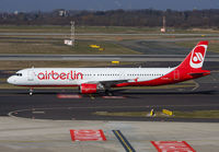 AIRBERLIN_A321_D-ALSC_DUS_0315E_JP_small.jpg