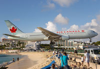 AIRCANADA_767-300_C-FPCA_SXM_0114I_JP_small.jpg