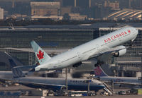 AIRCANADA_777-300_C-FITW_FRA_0909H_JP_small.jpg