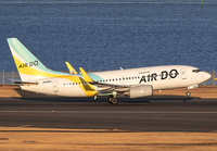 AIRDO_737-700_JA12AN_HND_0119_5_JP_small.jpg