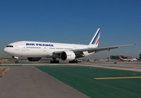 Filename=AIRFRANCE_777-200_F-GSPB_LAX_1109_JP_small.jpg
Filesize=113KiB
Dimensions=1000x695
Date added=Aug 03, 2012 AIRFRANCE_777-200_F-GSPB_LAX_1109_JP_small.jpg