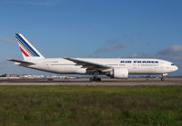 AIRFRANCE_777-200_F-GSPF_JFK_0904_JP_small.jpg