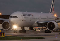 AIRFRANCE_777-300_F-GZNI_MIA_0113_JP_small1.jpg