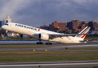 AIRFRANCE_A350-900_F-HTYC_JFK_0922_5_JP_small.jpg