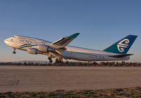 AIRNEWZEALAND_747-400_ZK-NBW_LAX_1109E_JP_small.jpg