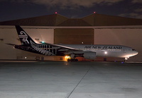 AIRNEWZEALAND_777-200_ZK-OKC_LAX_1114R_4_JP_small1.jpg