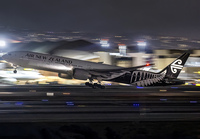 AIRNEWZEALAND_777-300_ZK-OKN_LAX_0226_6_JP_small.jpg