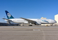 AIRNEWZELAND_777-200_ZK-OKA_LAX_1109_JP_small.jpg