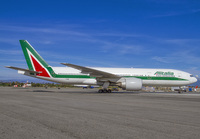 ALITALIA_777-200_I-DISE_LAX_1111B_JP_small.jpg