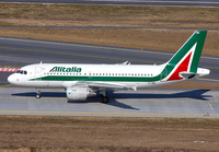 ALITALIA_A319_EI-IMN_FRA_0315B_JP_small1.jpg