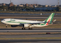 Filename=ALITALIA_A330-200_EI-EJH_JFK_0919_JP_small.jpg
Filesize=915KiB
Dimensions=1400x973
Date added=May 17, 2026 ALITALIA_A330-200_EI-EJH_JFK_0919_JP_small.jpg