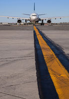 ALITALIA_A330-200_EI-EJM_JFK_0913E_JP_small1.jpg