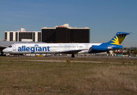 ALLEGIANT_MD80_N877GA_LAX_1110_JP.jpg