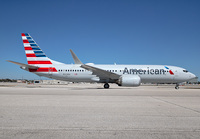 AMERICAN_737-800M_N324RA_MIA_1117_12_JP_small~0.jpg