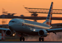 AMERICAN_737-800_MIA_1013ZAA_JP_small.jpg