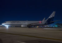 AMERICAN_737-800_N916NN_MIA_0116_JP_small.jpg