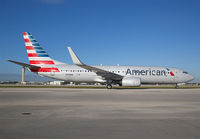 AMERICAN_737-800_N945NN_MIA_0217_1_JP_small.jpg