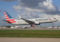 AMERICAN_737-800_N976AN_MIA_1016_1_JP_small.jpg