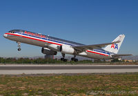 AMERICAN_757-200_N688AA_LAX_1110C_JP_small1.jpg