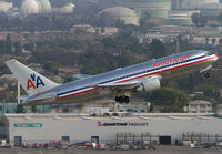 AMERICAN_767-200_N339AA_LAX_0507E_JP.jpg