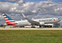 AMERICAN_767-300_N342AN_MIA_1017_JP_small.jpg