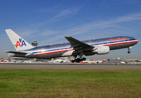 AMERICAN_777-200_N777AN_JFK_1011F_JP_small.jpg