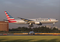 AMERICAN_777-200_N777AN_NRT_0117_JP_small.jpg