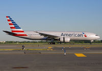 AMERICAN_777-200_N788AN_JFK_0913E_JP_small.jpg