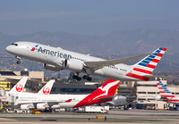 AMERICAN_787-8_N801AC_LAX_1115_1_JP_small.jpg