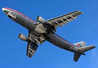 AMERICAN_A300_N77080_MIA_01.jpg