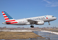 AMERICAN_A319_N750UW_LGA_0318_5_JP_small.jpg