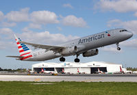 AMERICAN_A321_N166NN_MIA_0217A_JP_small.jpg