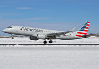 AMERICAN_E190_N947UW_LGA_0317_6_JP_small.jpg