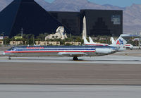 AMERICAN_MD80_N9626F_LAS_1010_JP_small.jpg