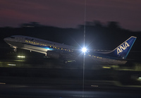 ANA_737-800_JA71AN_NRT_0117_2_JP_small.jpg