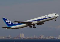 ANA_767-300_JA618A_HND_1011_JP_small.jpg