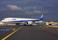 ANA_777-300_JA783A_FRA_0909_JP_small.jpg