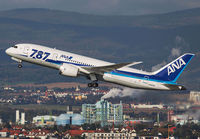 ANA_787_JA820A_FRA_1113D_JP_MAIN_small.jpg