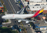 ASIANA_747-400_HL7418_LAX_1113C_JP_small2.jpg