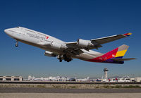 ASIANA_747-400_HL7428_LAX_1110F_JP_small.jpg