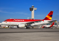 AVIANCA_A319_N647AV_JFK_0515_1_JP_small1.jpg