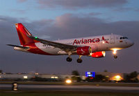 AVIANCA_A319_N726AV_MIA_1214C_JP_small.jpg