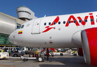 AVIANCA_A319_N751AV_MIA_1016_4_JP_small.jpg