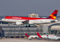 AVIANCA_A320_N939AV_MIA_014C_JP_small.jpg